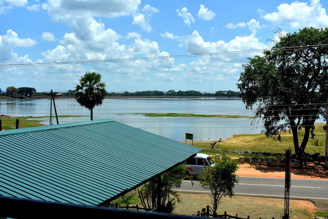 Yoho New Boa Vista Hotel Anuradhapura Exterior photo